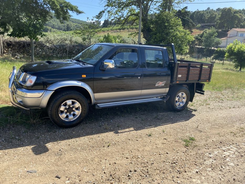 Nissan navara d22