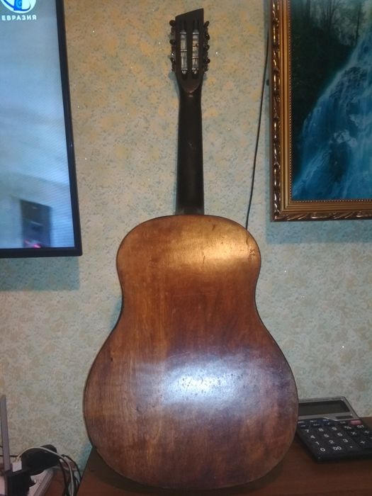 Продам гітару кгасичну