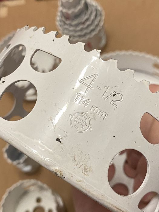 Нові коронки Milwaukee Hole Dozer біметал універсальні