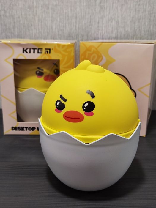 Настільний контейнер для сміття. Для творчості