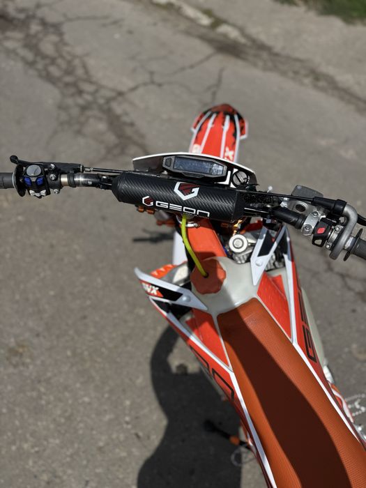 Geon gnx k16