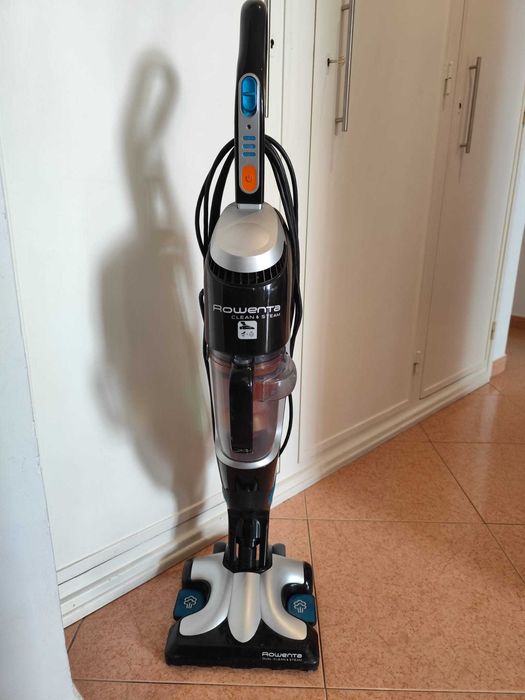 aspirador vertical ROWENTA Clean & Steam