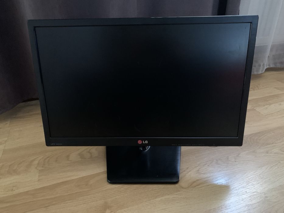 Продам Монітор LG 22EN33.