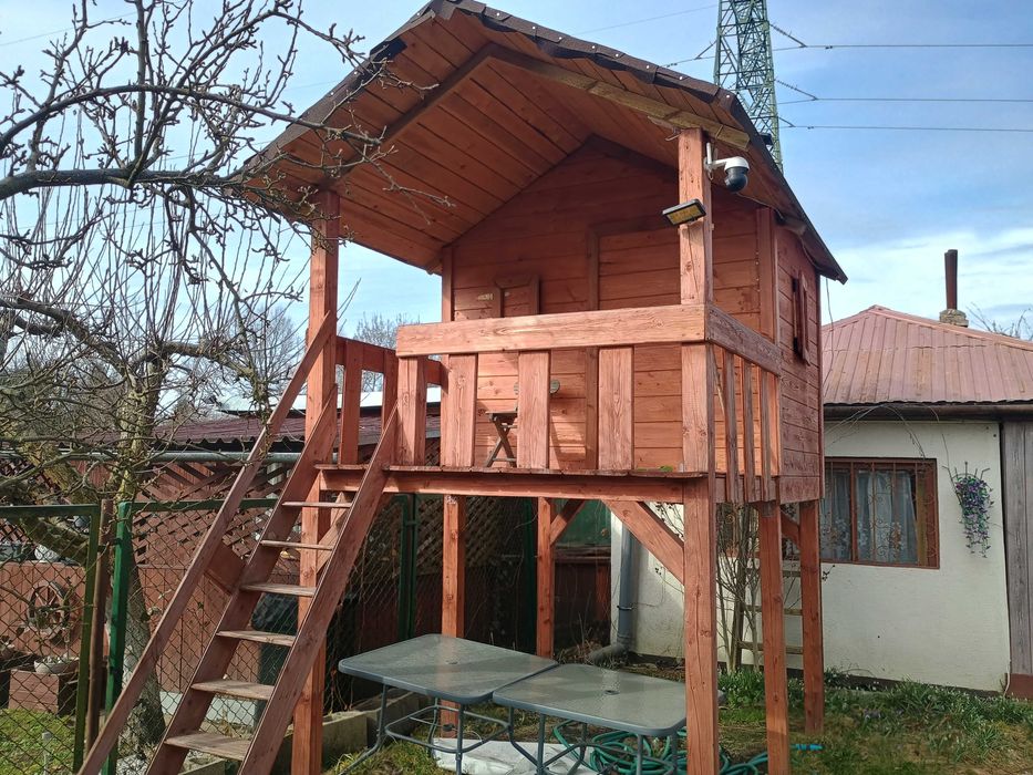 Domek drewniany dla dzieci