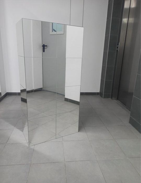 Recepcja lada recepcyjna kosmetyczna lustrzana mała glamour szklana