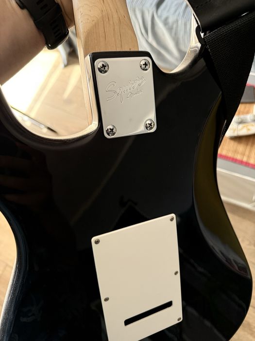 Squier Bullet Stratocaster plus piecyk