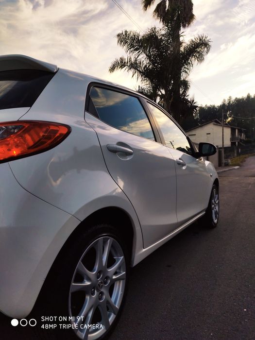 Mazda 2 Sport 2010