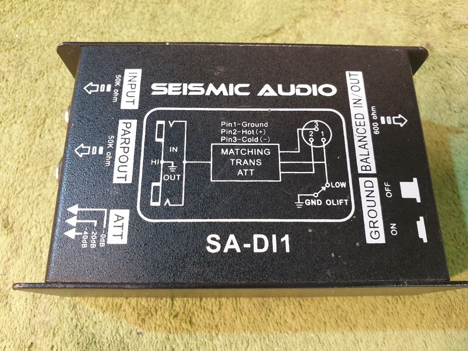 SEISMIC AUDIO SA-DI1 konwerter sygnału.