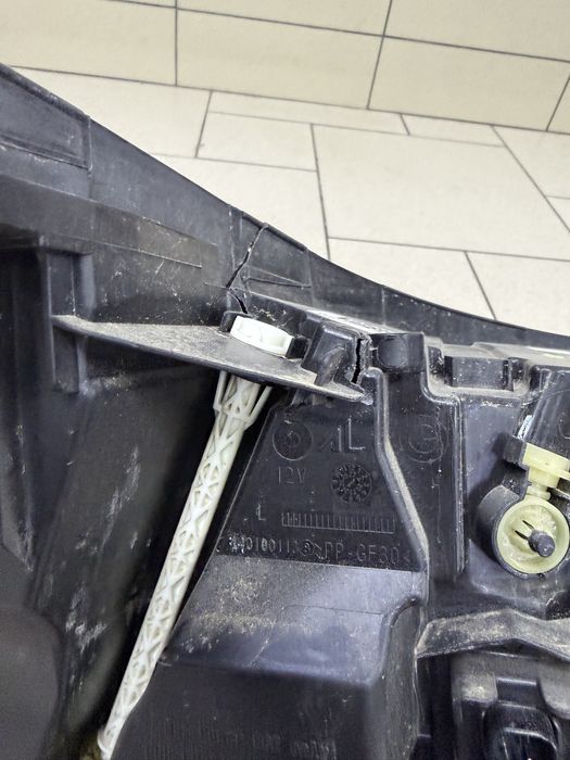 BMW i5 5 G60 фара ліва USA бмв 5 г60 Америка