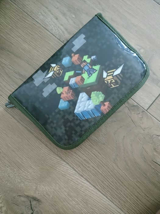 Tornister i piórnik Minecraft.