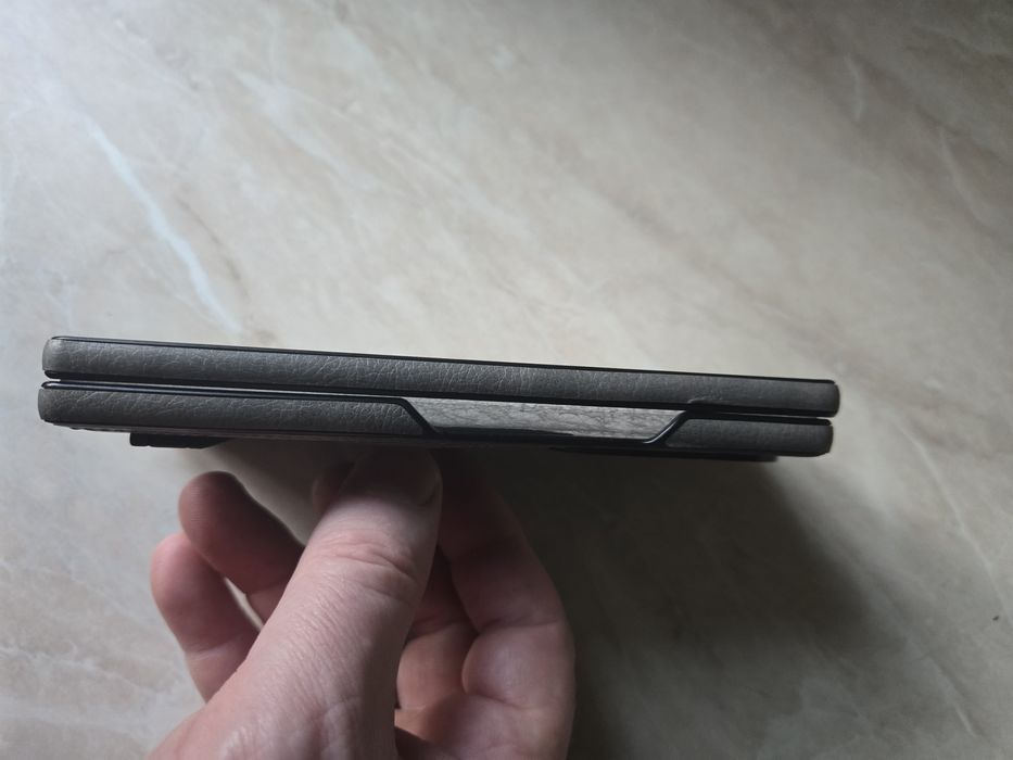 Чехол шкіряний на Samsung Fold 6