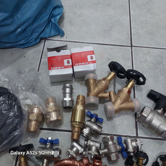 Kolanka. zawory,do centralnego