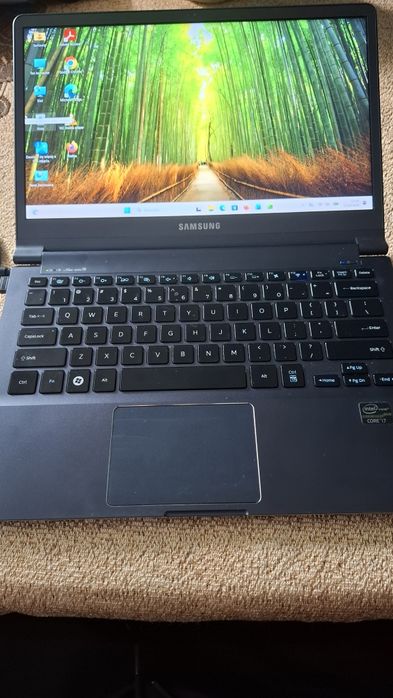 Lekki Laptop Ultrabook Samsung Series 9 | Intel i7 | 512 GB SSD | Windows 11 | Zasilacz