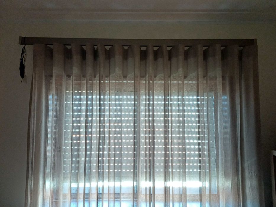 Calha de Alumínio para Cortina com Cordão (2m) + Cortina Incluída