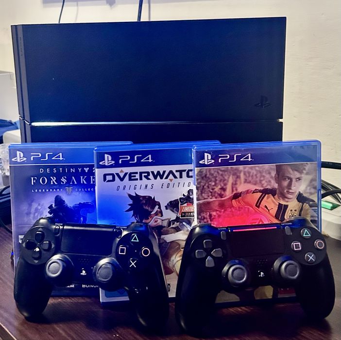 Konsola SONY PlayStation 4 FAT ps4 500GB 2 pady 3 gry zestaw Jailbrake