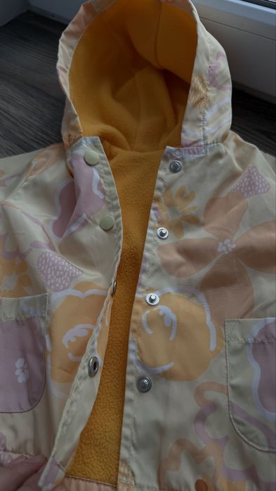 Курточка , вітрівка на флісі 62 розмір