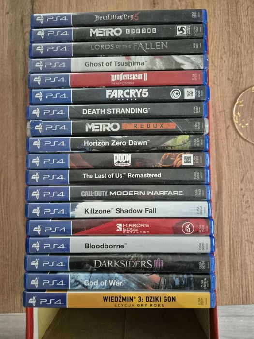 Sprzedam gry na PS 4