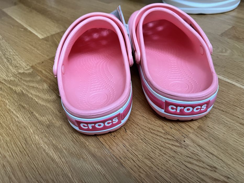 Crocs M4W6 нові