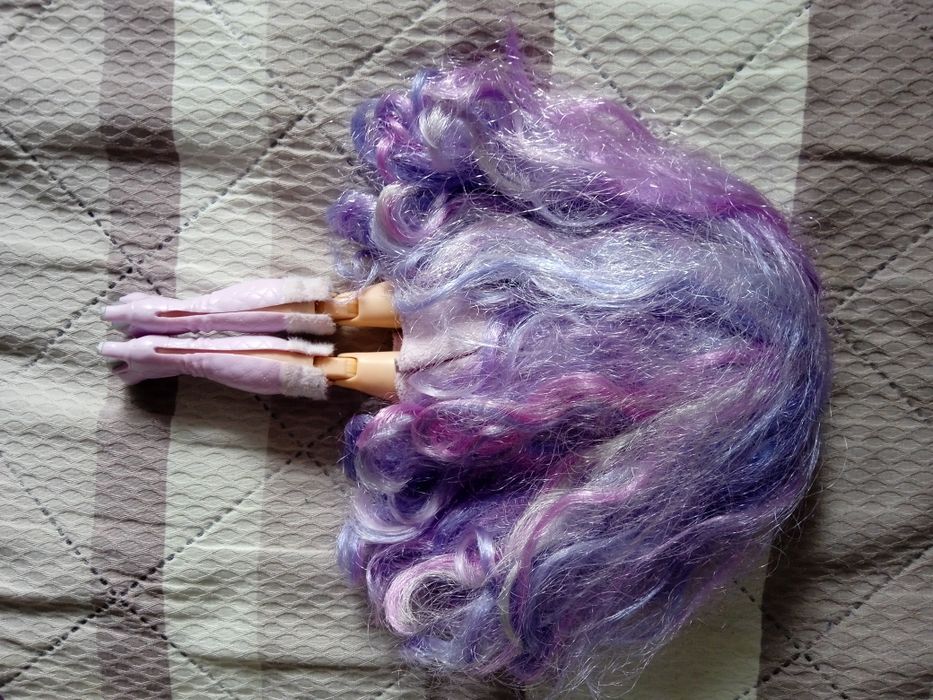 Кукла Rainbow High Виолетта Уиллоу (Violet Willow)