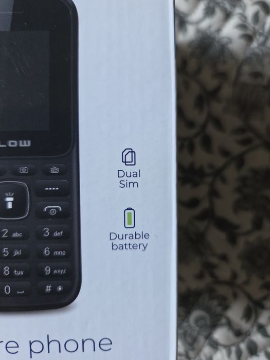 Telefon dla seniora z aparatem foto i fm