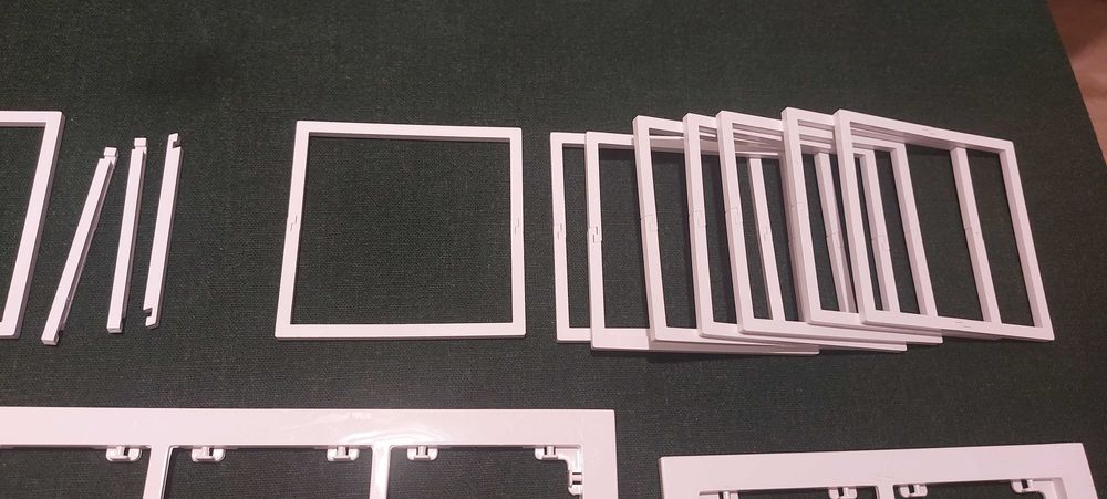 Karlik DECO gniazdka, hermetyczne, włączniki,ramki, komplet białe