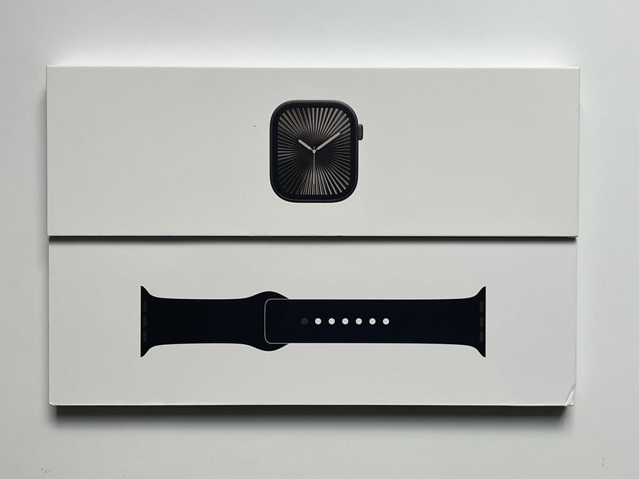 OUTLET Apple Watch Series 10 Cellular 42mm titan sport czarny M/L