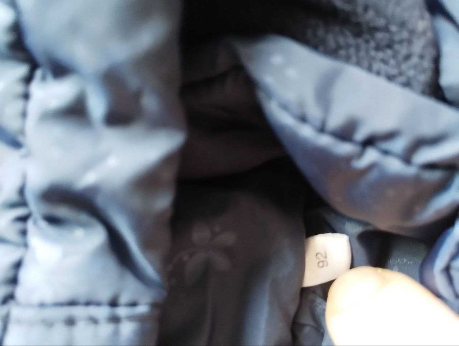 Куртка на дівчинку