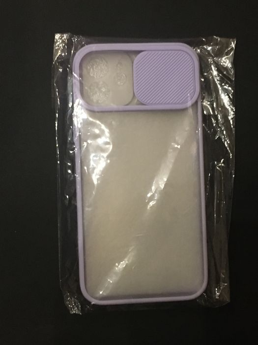 Capa iPhone 12 (nunca usada)