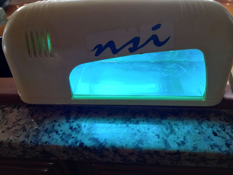 Vendo catalisador para unhas