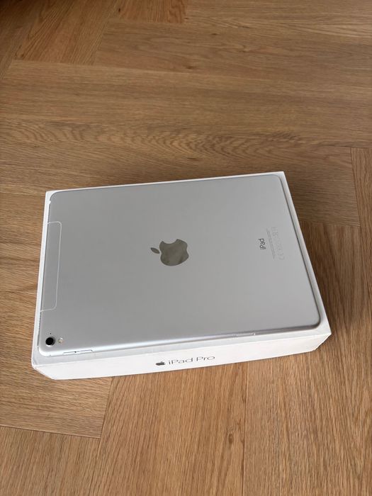 Idealny iPad Pro 9,7 128 GB CELLULAR SPACE GRAY w PERFEKCYJNYM stanie!