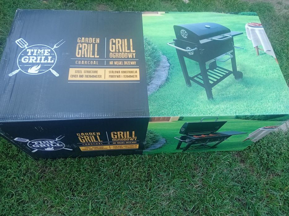 Duży grill ogrodowy na węgiel/ brykiet drzewny