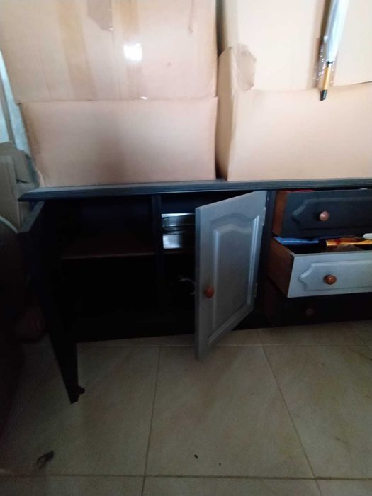 Móvel de 3 gavetas+2 módulos