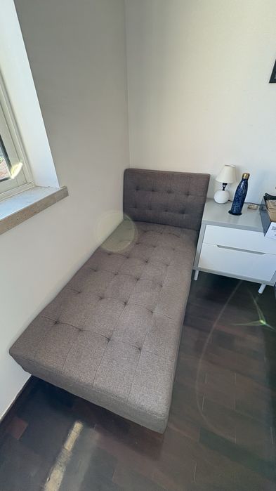 Sofá cama reversivel castanho