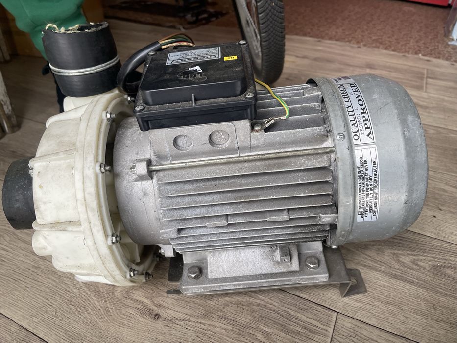 електродвигун Hobart