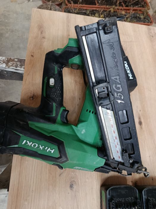 Sprzedam gwoździarke hikoki