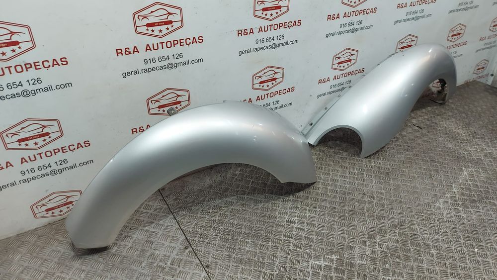 Guarda Lamas Frente Frontal Esquerdo Direito VW Nem Beathe 1998 a