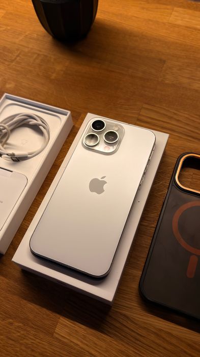 iPhone 15 Pro Max 1TB Biały 100%