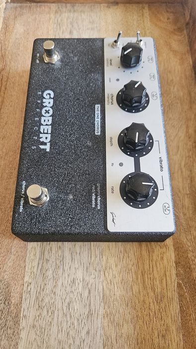 Grobert Effects - The One Chorus