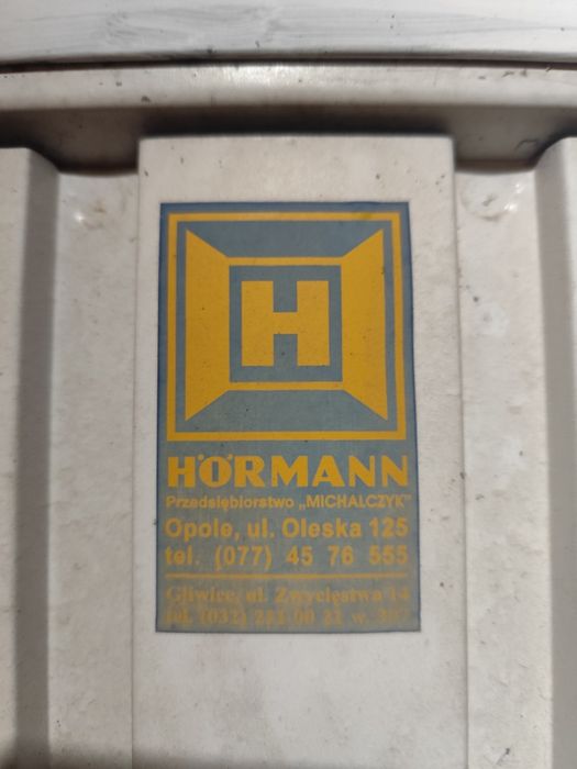 Witam mam do sprzedania bramę garażową