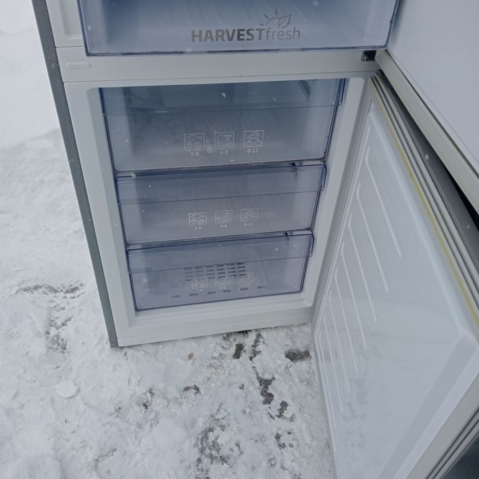 Холодильник з гарантією 3міс.