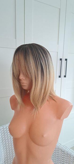 Peruka sarni blond