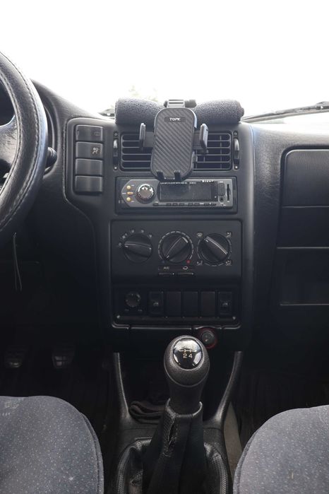 SEAT Cordoba / 1.4 i / 101 cv /1998