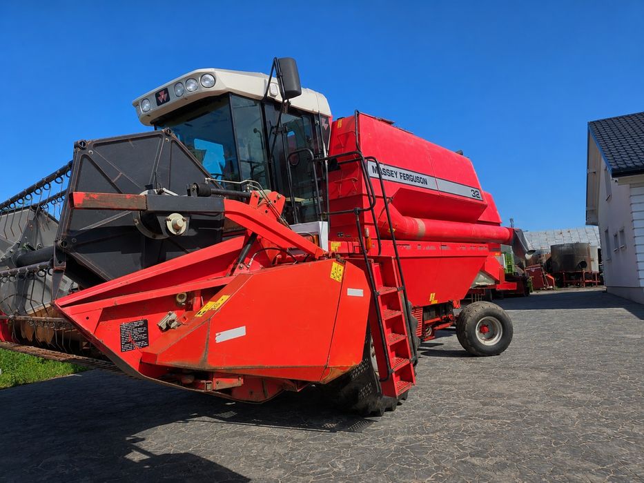 Kombajn zbożowy Massey Ferguson MF 32 heder 4.3m sieczkarnia