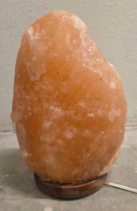 Candeeiros de Sal dos Himalaias – Luz Relaxante e Decoração Natural