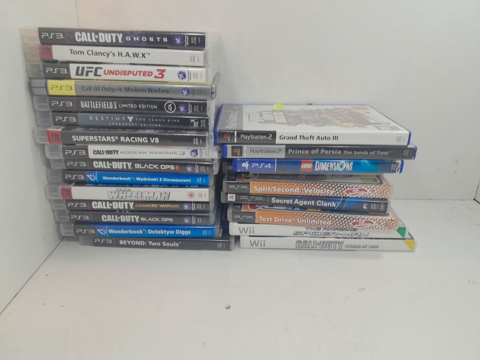 vintage retro gry wii ps2 ps3 ps4 cod ufc wonderbook wheelman gta beyond lego dimensions  clank fifa prince of persia test drive battlefield ufc