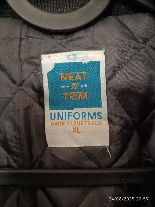 Jaqueta universitária Australiana em lá