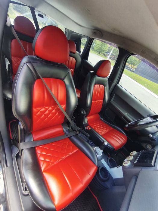 Міцубісі 1.3 автомат робот