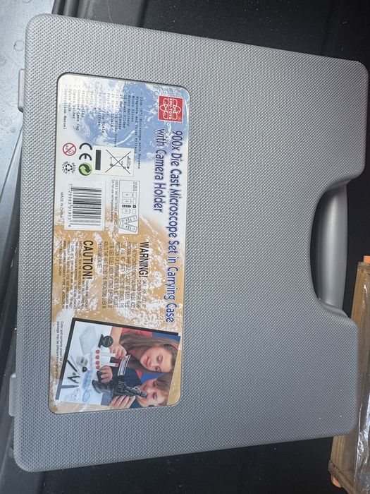 Microscopo completo novo