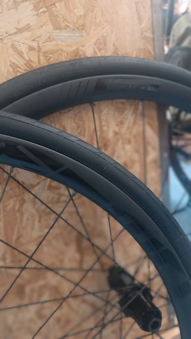 Rodas de carbono FFWD F3D (pouco usadas)