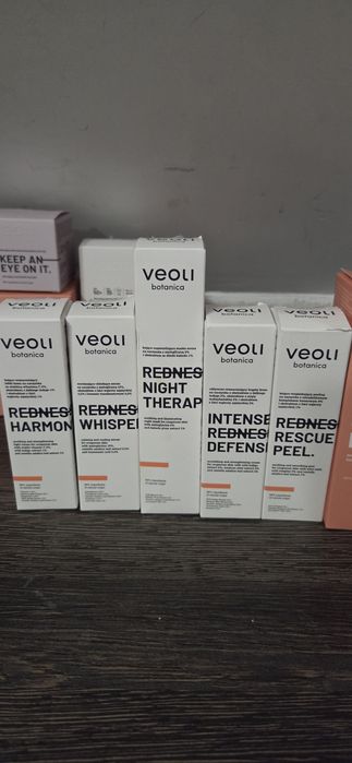 Veoli Botanica seria REDNESS